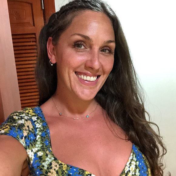 Meet your Posher, Stephanie - Picture 1 of 1